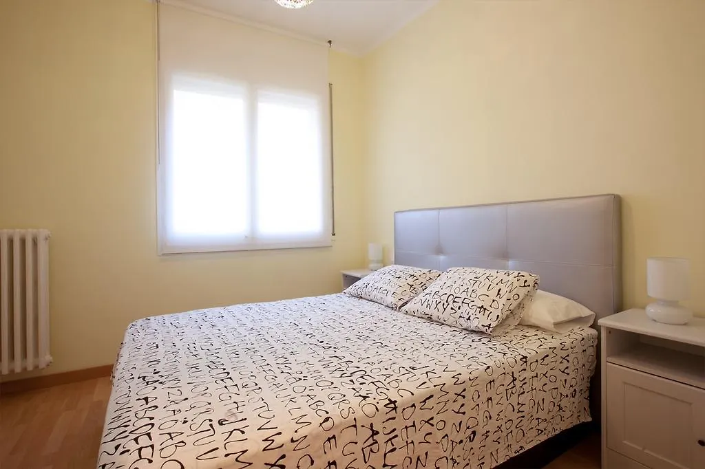 Lägenhet Piso Republica De Argentina Hotell Barcelona